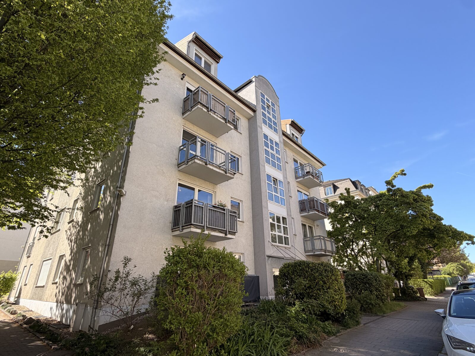 Herrliche Kapitalanlage mitten in Löbtau – mit Balkon und Tiefgaragenstellplatz! – Bild 9